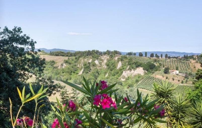 Agriturismo Casale Giulia Volterra Dış mekan fotoğraf