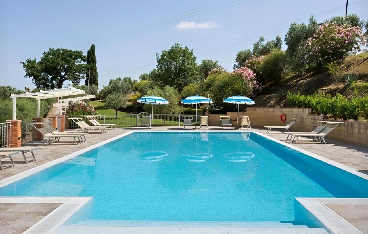 Agriturismo Casale Giulia Volterra Dış mekan fotoğraf
