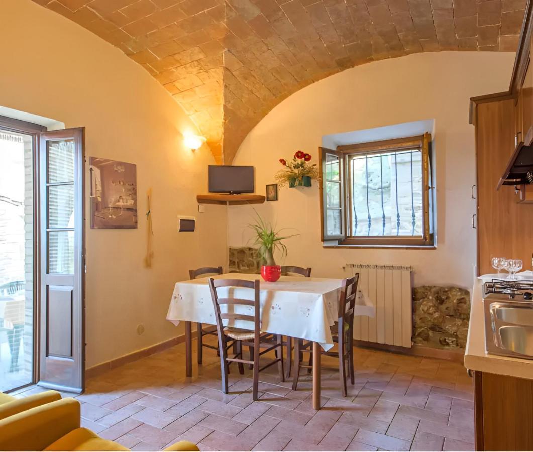 Agriturismo Casale Giulia Volterra Dış mekan fotoğraf