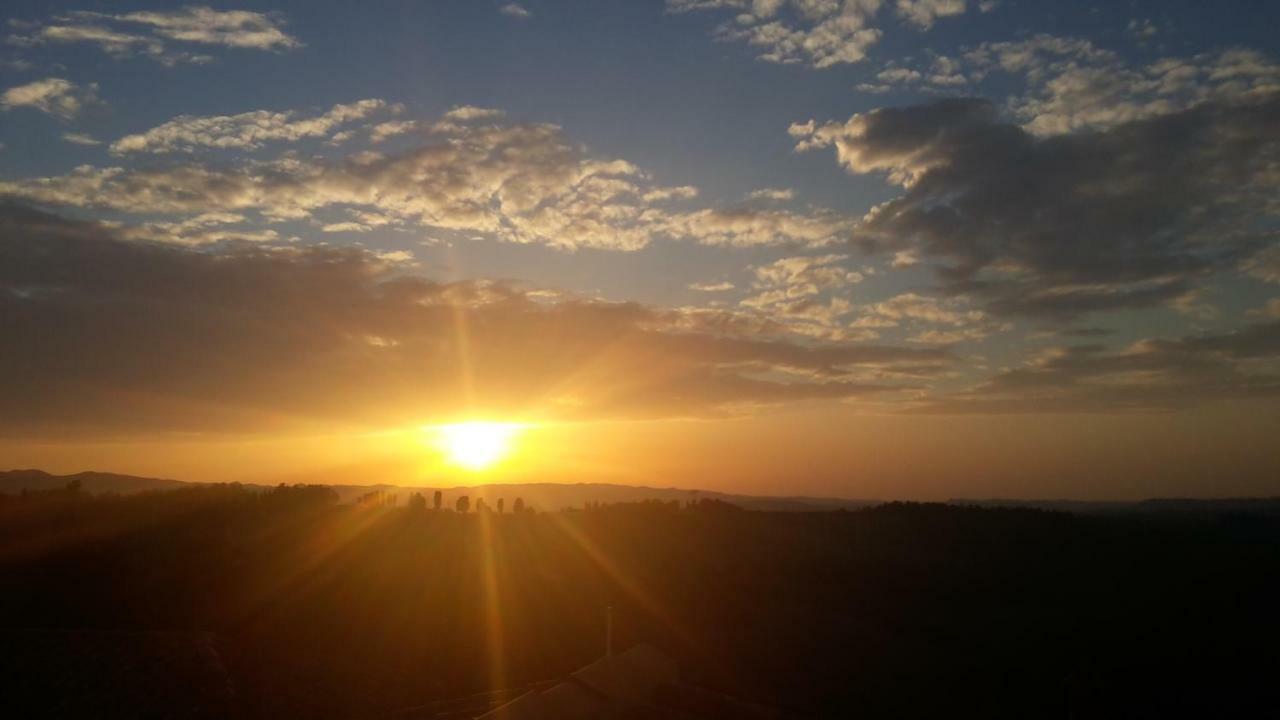 Agriturismo Casale Giulia Volterra Dış mekan fotoğraf